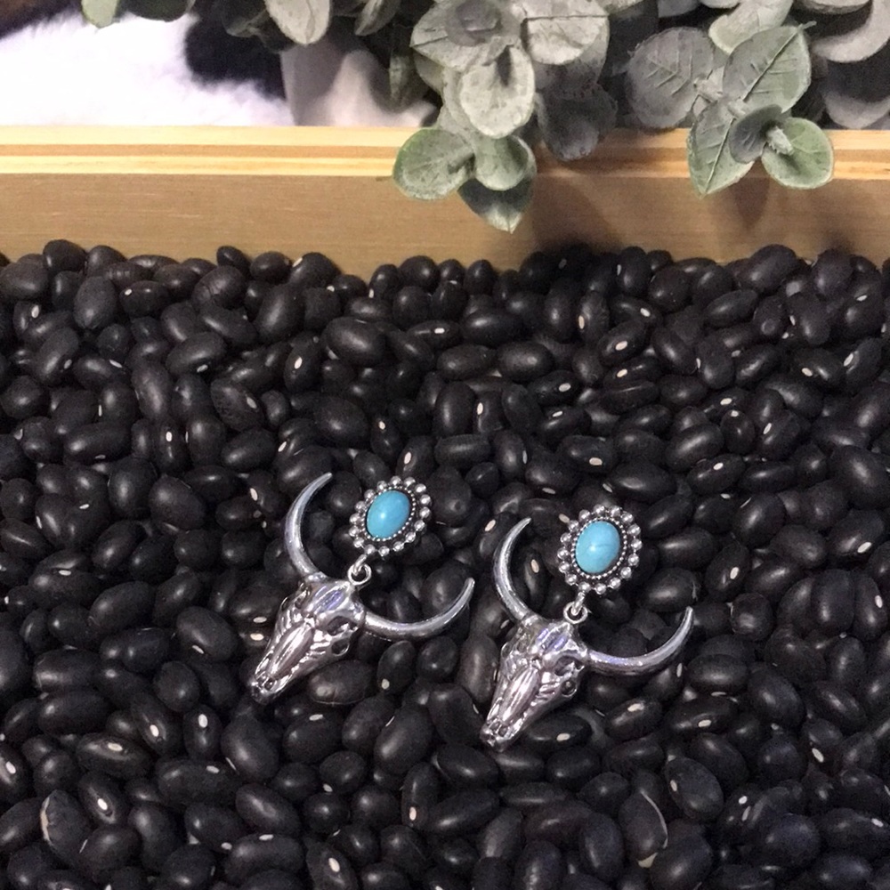 Long Horn Skull Studded Earrings